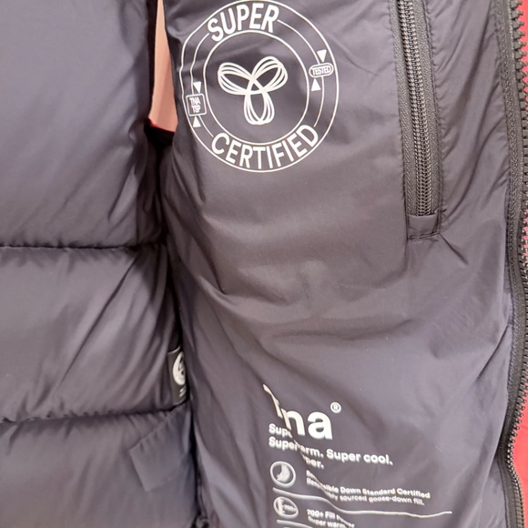 TNA Super Puff Vest - Picture 4 of 6